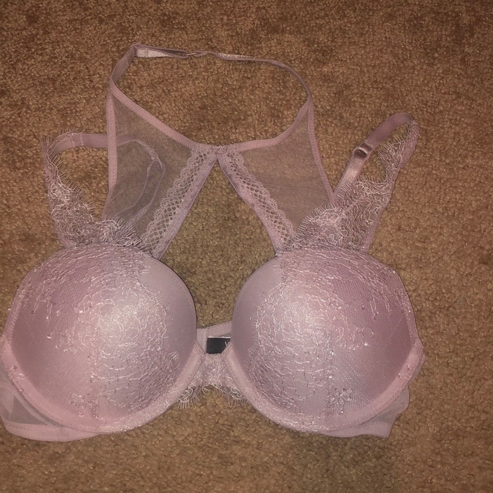 Victoria’s Secret push up 32B